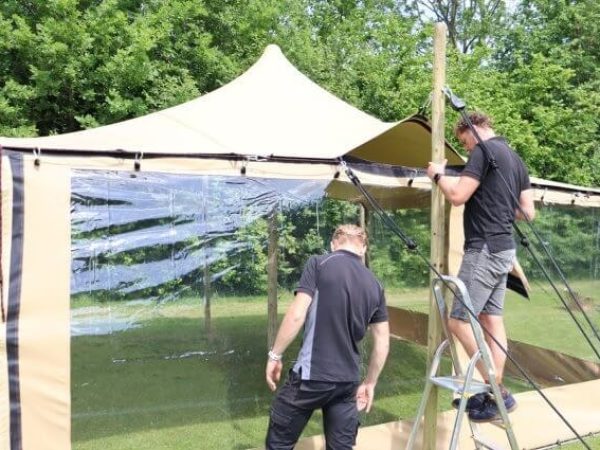 imgi_10_Zijwanden-installatie_01-1-620x425